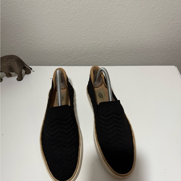 UGG Shoes - UGG Men's Black and Tan Slip-On Loafers